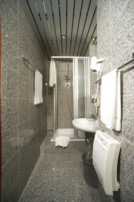 Hotel Heymann カイザースラウテルン 部屋 写真