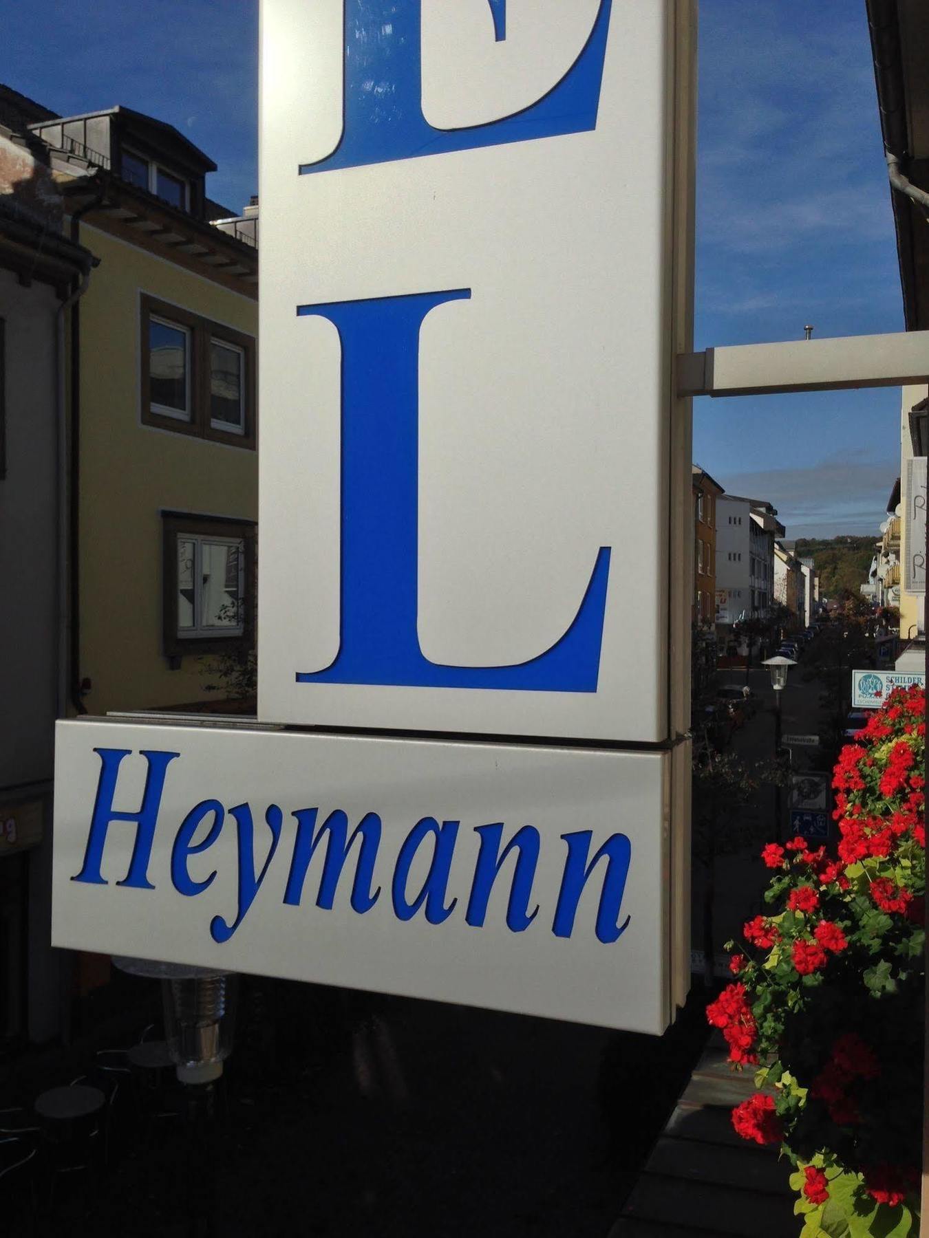 Hotel Heymann カイザースラウテルン エクステリア 写真